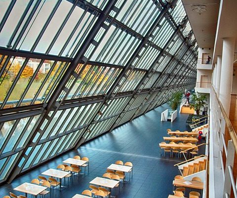 Revolutionizing Everyday Life: The Unseen Impact of AI Technology in Our Daily Routines